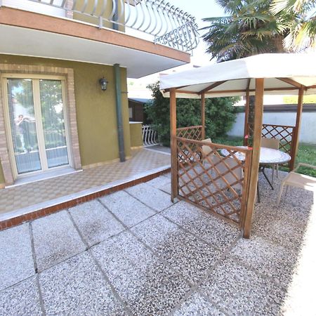 Burello Apartment Линяно Сабиадоро Екстериор снимка