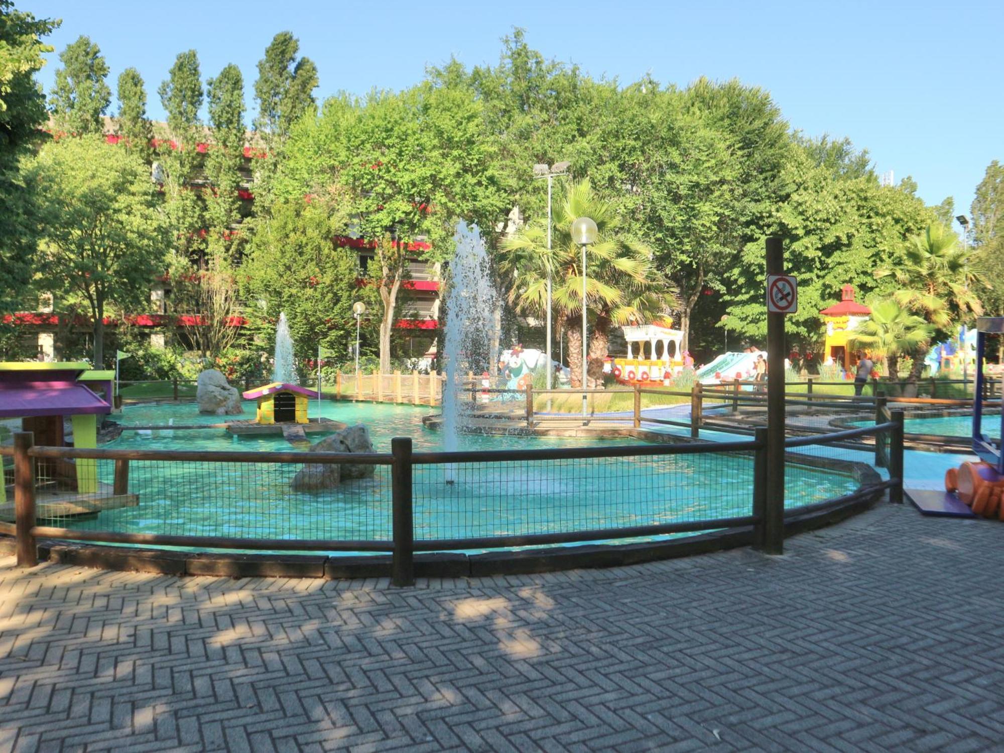 Burello Apartment Линяно Сабиадоро Екстериор снимка